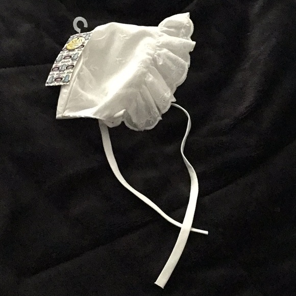 Newborn baby bonnet NWT - Picture 1 of 6